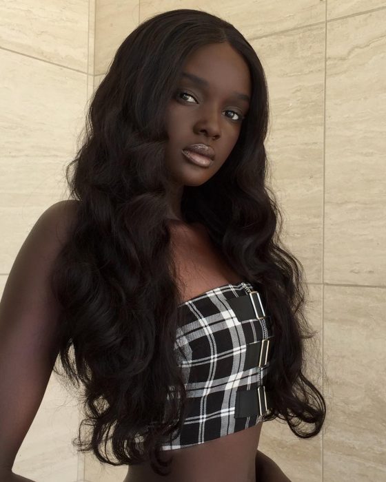 Duckie Thot Modelo Refugiada De Sudán El Nuevo Rostro De L’oréal