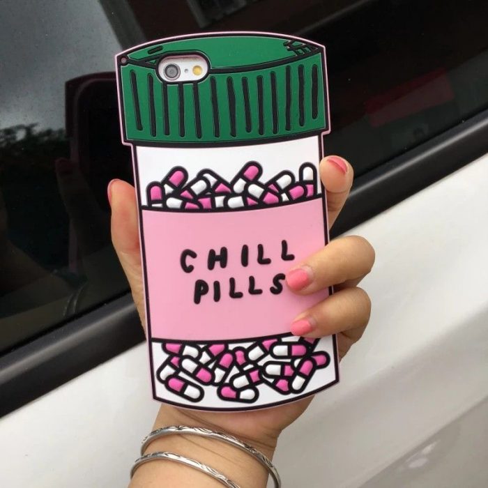 Funda para celular de chill pills