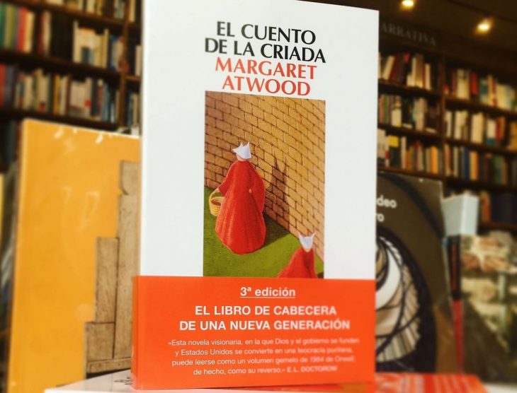 portada el libro la criada