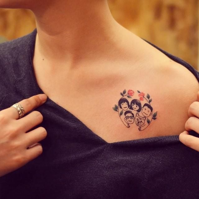 Tatuaje minimalista de familia