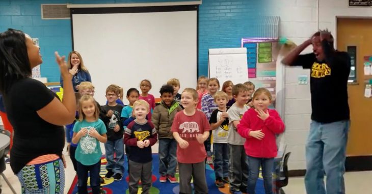 Niños sorprenden a conserje sordo cantando 'Cumpleaños feliz' en lenguaje de señas