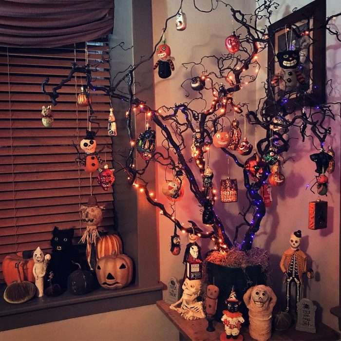 14 Árboles de Halloween para las personas que ya se aburrieron de la Navidad