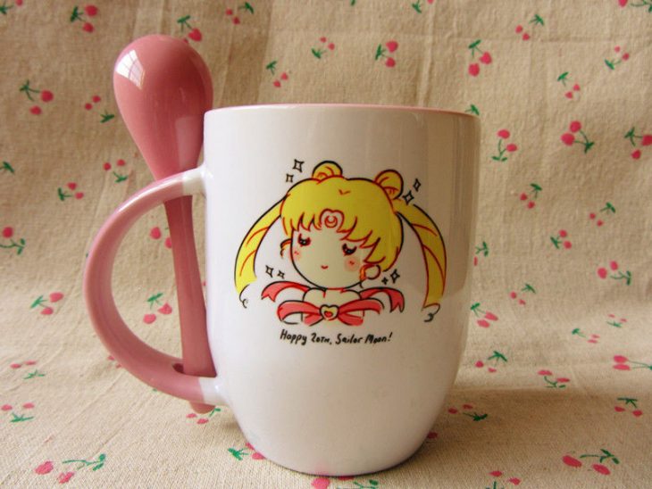 Taza para café inspirada en la caricatura de Sailor Moon