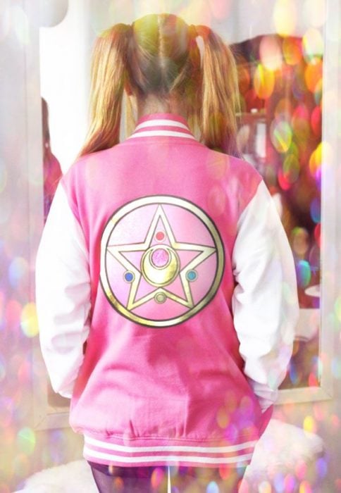 Chamarra inspirada en la caricatura de Sailor Moon