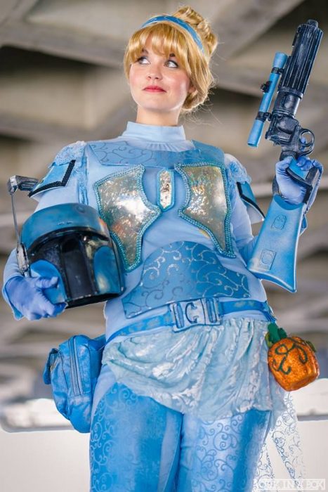 Cosplay de Cenicienta combinado con Star Wars