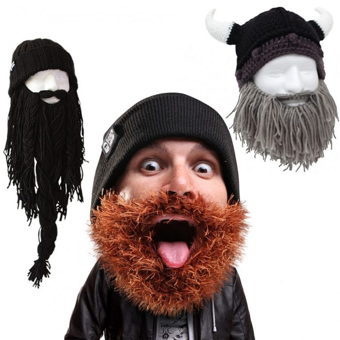 gorro con barbas tejidas