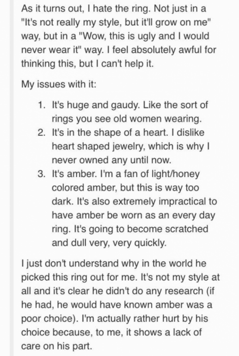 Comentarios de una chica que recibió un anillo de compromiso feo 