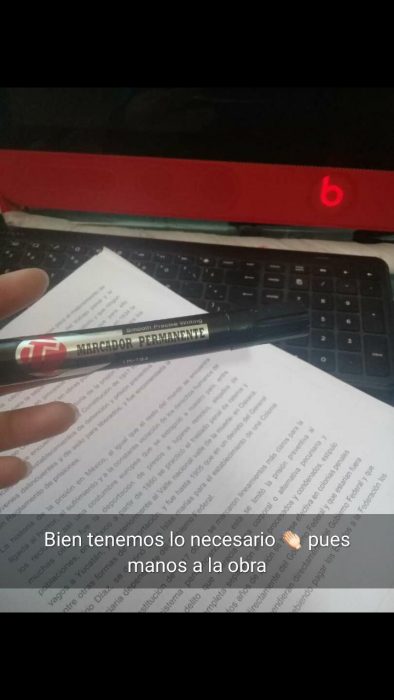 Exnovia arruina la tesis de su ex que la engañó