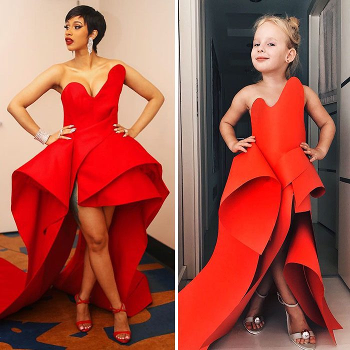 Mamá e hija recrean fotos de famosas en la alfombra roja 