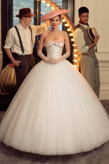vestidos de novia inspirados en los años 40 – moda y estilo