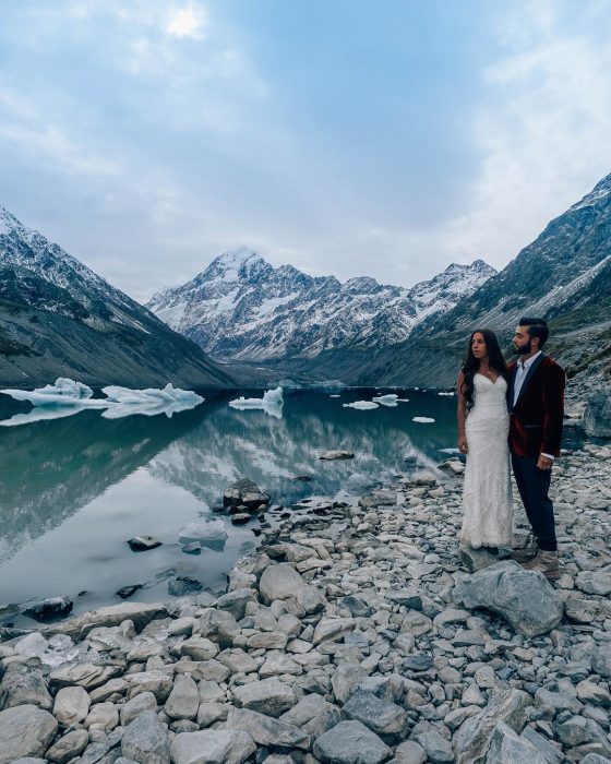 Pareja de recién casados viajan un año por el mundo en su luna de miel