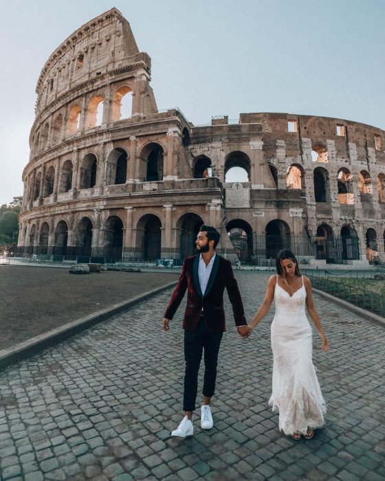 Pareja de recién casados viajan un año por el mundo en su luna de miel