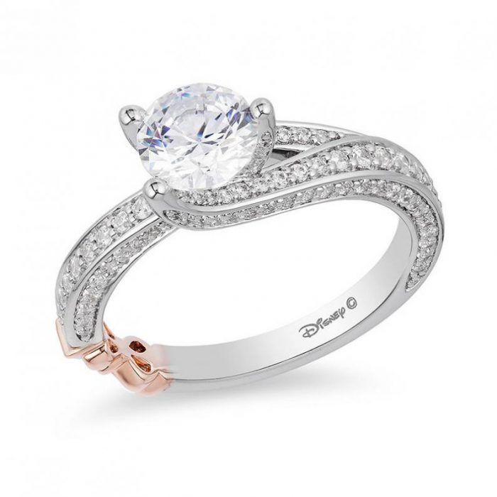 Anillo de compromiso de la princesa Blancanieves de la línea Disney Enchanted Fine Jewerly