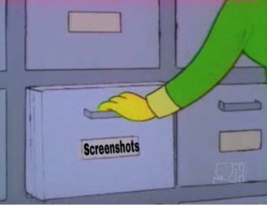 Escena de la caricatura Los Simpson en la que la maestra Edna abre un archivero que dice tener capturas de pantalla 