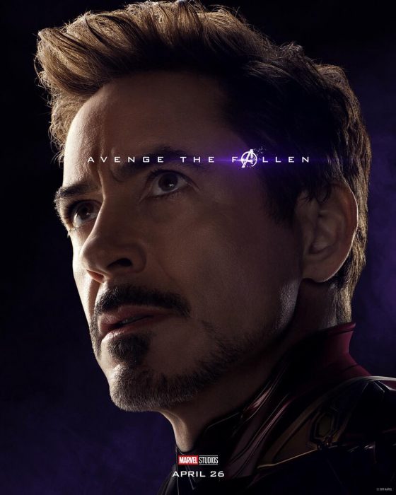 Hombre con cabello castaño, mirando hacia arriba, Iron-Man, Robert Downey Jr., Póster oficial de la película Avengers: Endgame