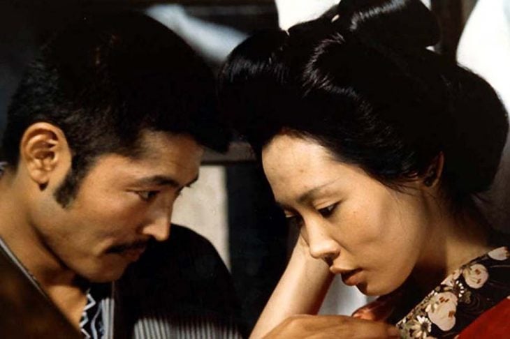 Actores en la escena de la cinta El imperio de los sentidos - pareja asiática