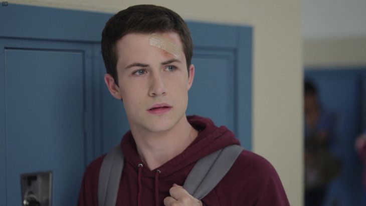 El actor Dylan Minnette interpretando al personaje de Clay Jensen para la serie 13 Reasons Why