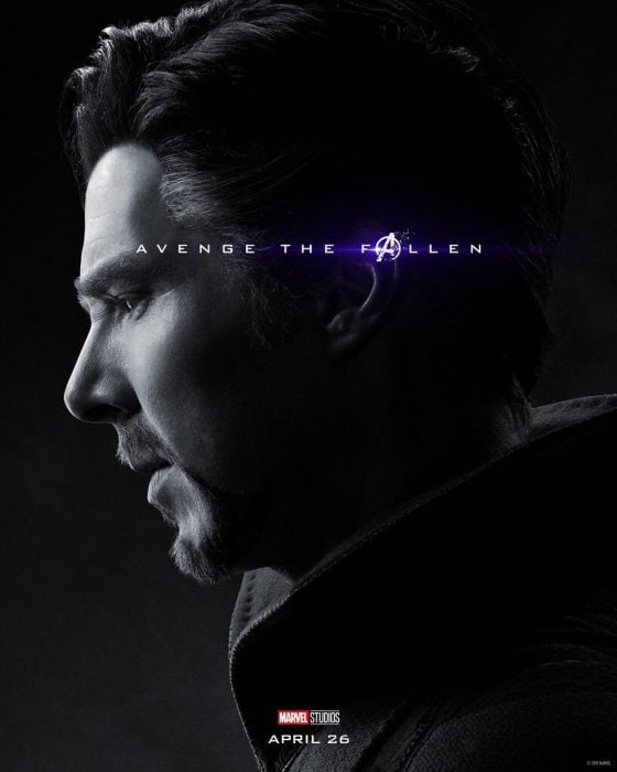 Hombre con canas, de perfil, Dr. Strange, Benedict Cumberbatch, Póster oficial de la película Avengers Endgame