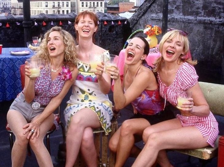 Las actrices Sarah Jessica Parker, Cynthia Nixon, Kristin Davis y Kim Cattrall respectivamente para la serie Sex And The City
