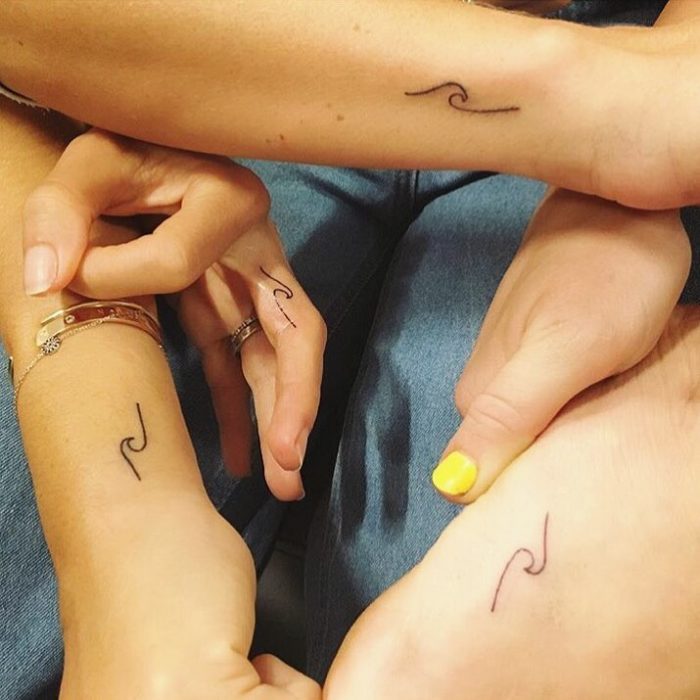 Tatuajes de elsa pataky y miley cyrus