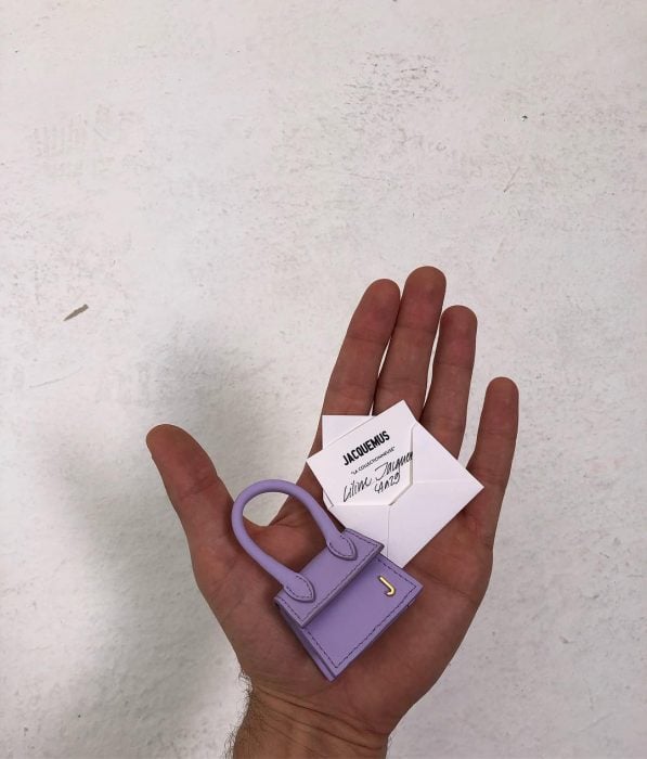 Mini bolsos creados por Jaquemus