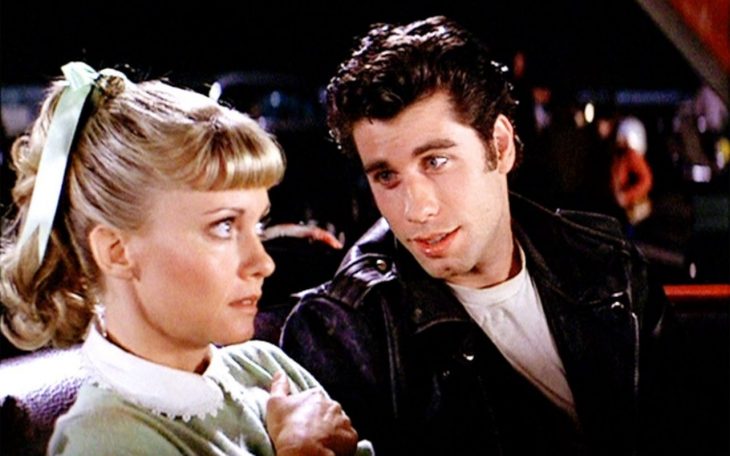 La actriz Olivia Newton-John y el actor John Travolta en la cinta Vaselina