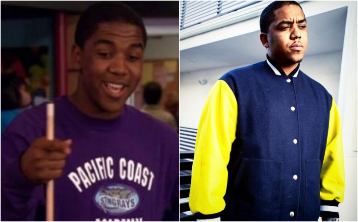 Christopher Massey antes y después, caminando por una avenida, modelando una chaqueta deportiva amarilla