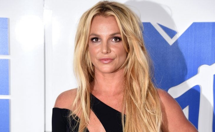 La cantante Britney Spears en la alfombra roja de MTV