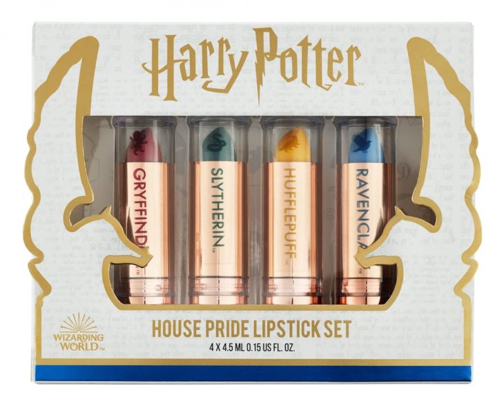 Nueva colección de labiales mágicos de Harry Potter inspirados en las casas de Hogwarts que cambian de color