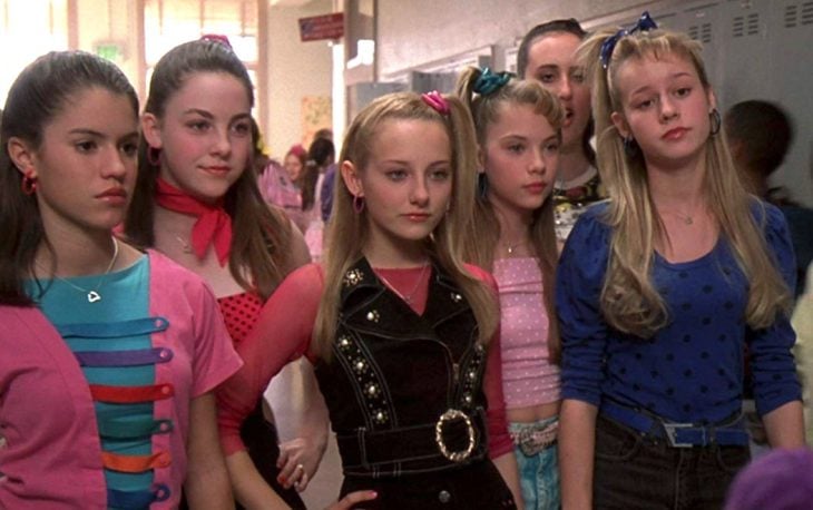 El elenco juvenil de Las Seis entre ellas Brie Larson en la cinta Si tuviera 30