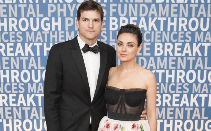 Mila Kunis y Ashton Kutcher juntos en premios