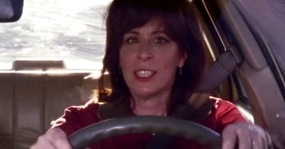 Mujeres que dicen groserías al volante son más inteligentes: estudio