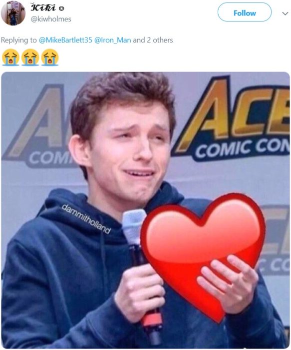 Papá comparte en Twitter que su hijo lloró hasta dormirse abrazado de sus juguetes de Iron Man después de ver la muerte de Tony Stark en Avengers: Endgame; meme de Tom Holland con emoji de corazón en la mano