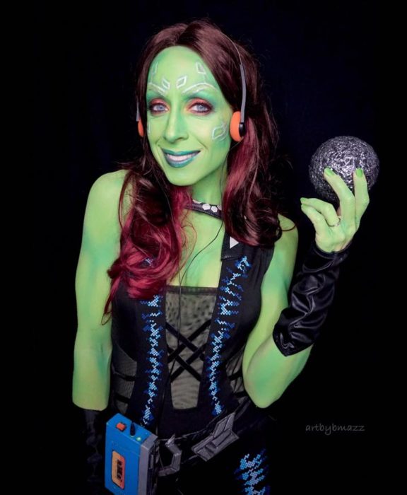 Brenna Mazzoni maquillada como Gamora