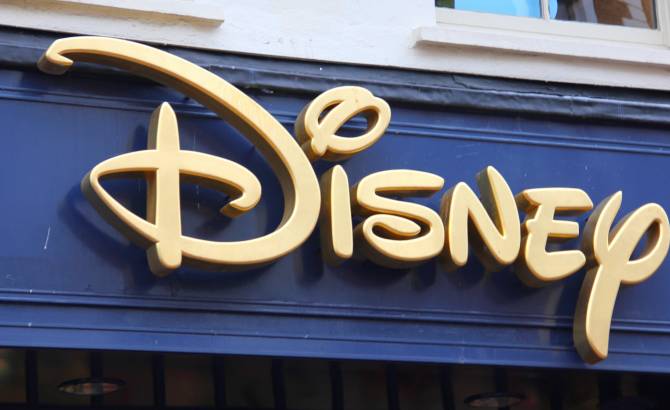 Disney logo hanging in one of the entrances of the park 