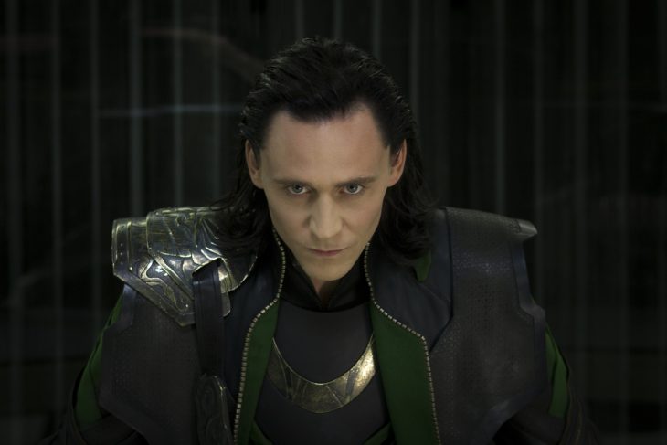 Actor Tom Hiddleston como Loki, hermano de Thor en Avengers, Marvel