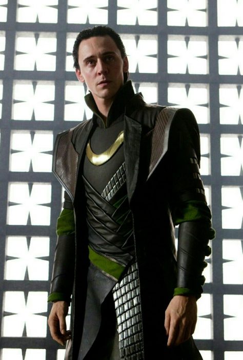 Actor Tom Hiddleston como Loki, hermano de Thor en Avengers, Marvel