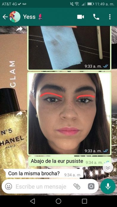 Mujer ayuda a su mejor amiga a maquillarse vía Whatsapp a la distancia