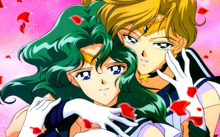 Curiosidades sobre caricatura Sailor Moon; Sailor Urano y Neptuno, Haruka y Michiru abrazadas