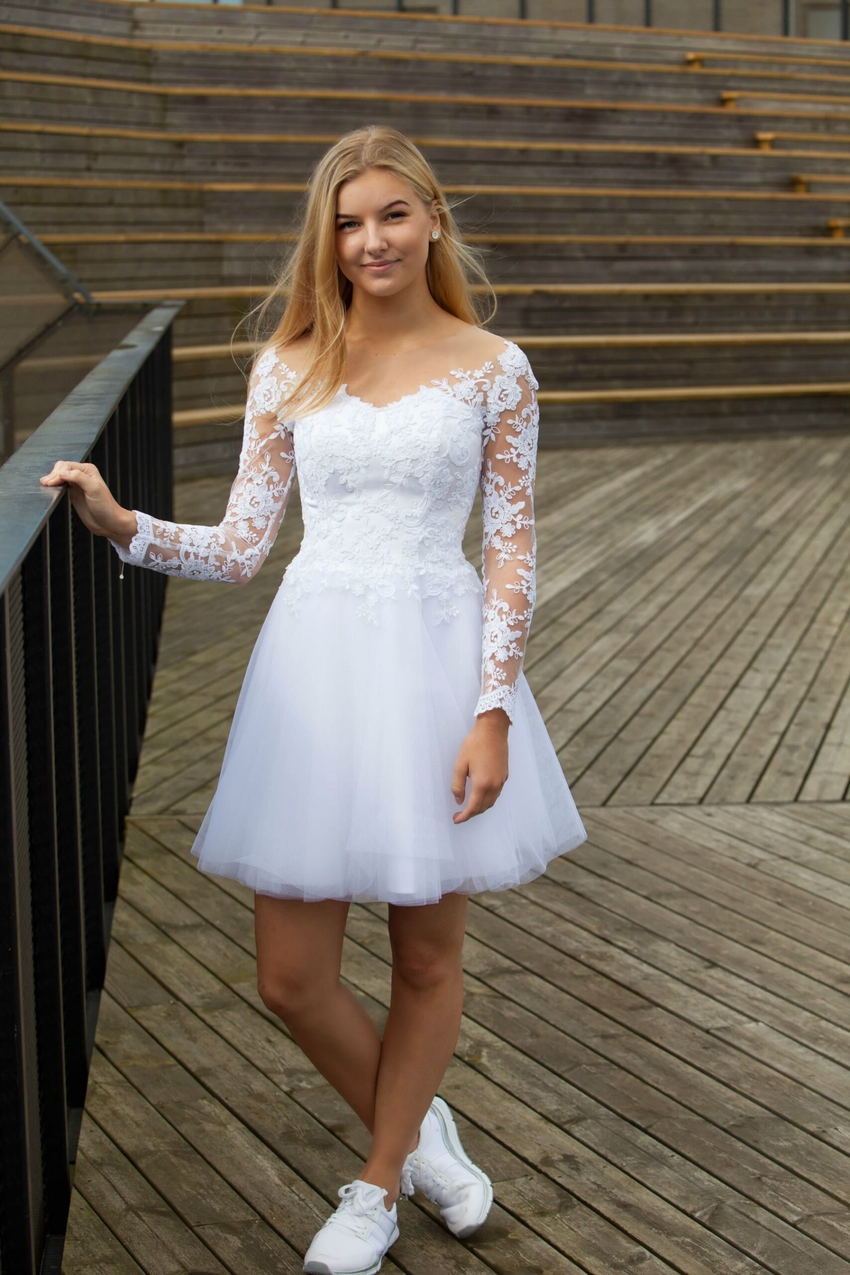 Lindos vestidos blancos que puedes usar en graduación