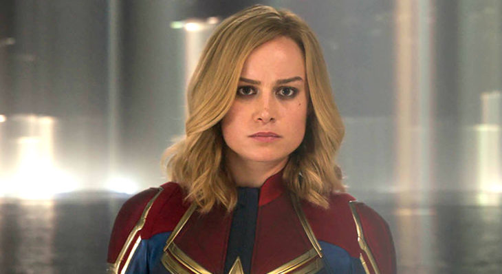 Brie Larson vestida como Capitana Marvel, Marvel