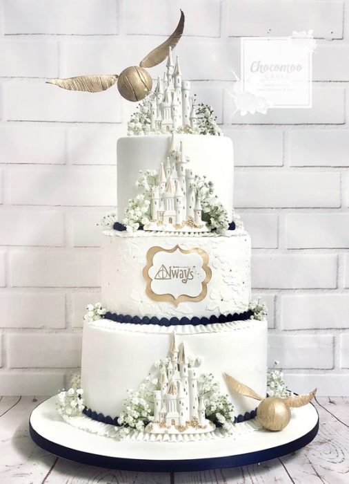 Pastel de boda de tres pisos inspirado en Harry Potter