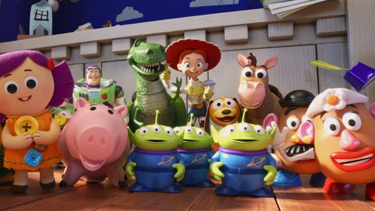 Escena de la película Toy Story 4. Personajes reunidos 