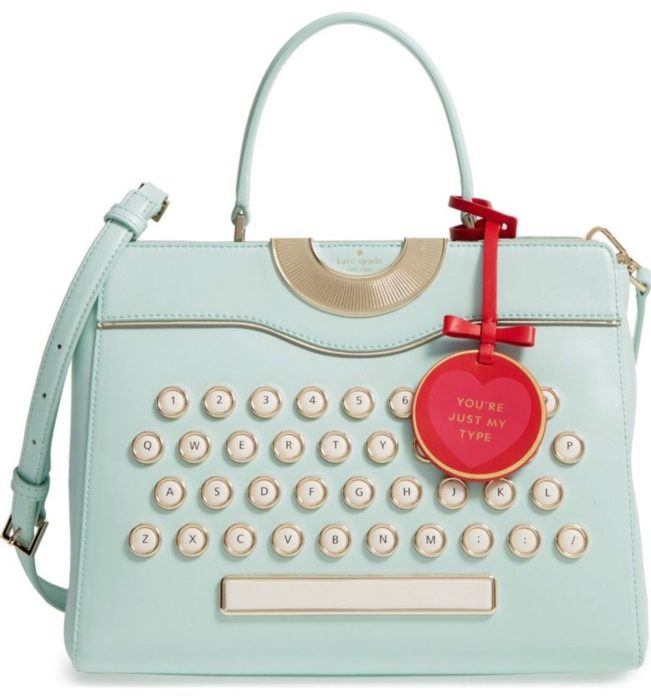 Bolsa de mano en forma de maquina de escribir 