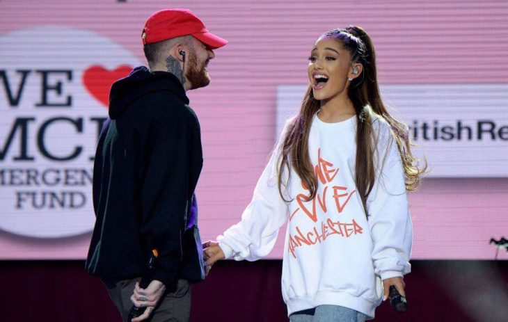 Ariana Grande y Mac Miller en el concierto One Love Manchester recaudando fondos para las victimas del atentado