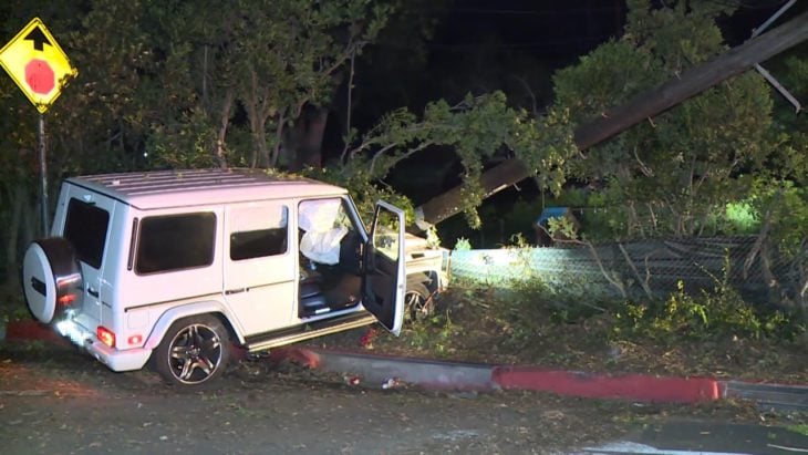 Camioneta de Mac Miller estrellada contra un poste de electricidad en Los Ángeles 