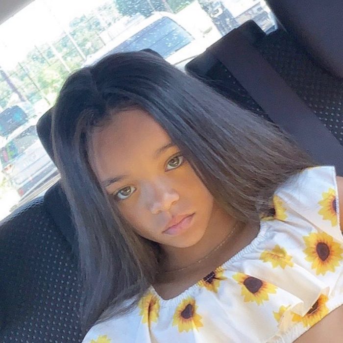 Niña que tiene un parecido increíble con Rihanna 