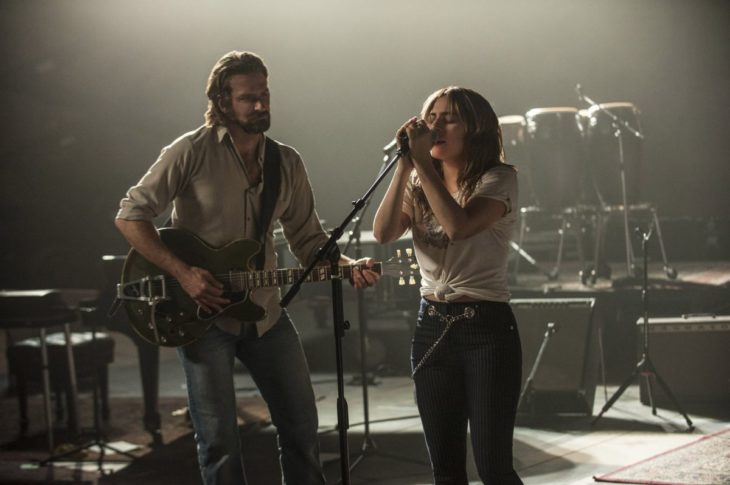 Bradley Cooper y Lady Gaga como Jackson Maine y Ally en Ha nacido una estrella