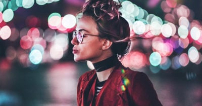 El ser humano no fue diseñado para buscar la felicidad: estudio