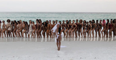 Necesitaba 50 damas de honor para el día de sus boda, 34 de sus amigas salieron al rescate